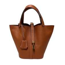 Сумка Picotin 18 с золотой фурнитурой Hermes